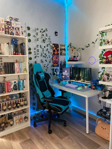 Gaming room
Gamer
Gamer girl
Pc
Funko pop Gaming And Book Room, Gamer Girl Aesthetic, Bedroom Gamer, Bedroom Set Designs, Gaming Bedroom, Smart Bedroom, Nerd Room, Setup Gamer, Office Life