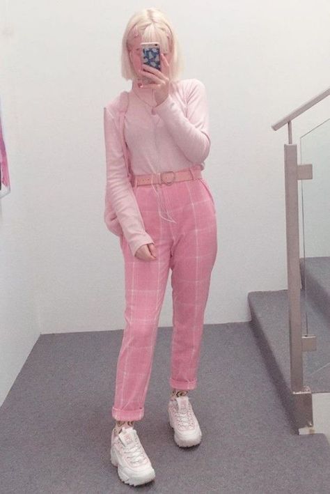 Pastel Masculine Outfits, Kawaii Outfit With Pants, Tomgirl Outfit, Futch Fashion, Pastel Pink Outfit, Cute Pastel Outfits, Aesthetic Clothes Men, 1980s Outfits, Outfits Pastel