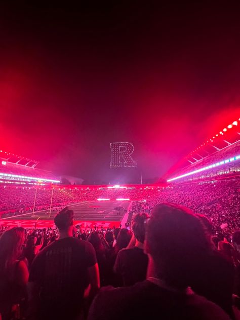 #rutgers #college #collegefootball Rutgers New Brunswick, Rutgers University Aesthetic, Rutgers Aesthetic, Rutgers Dorm, Rutgers University New Brunswick, College Pic, College Posters, Rutgers Football, College Vibes