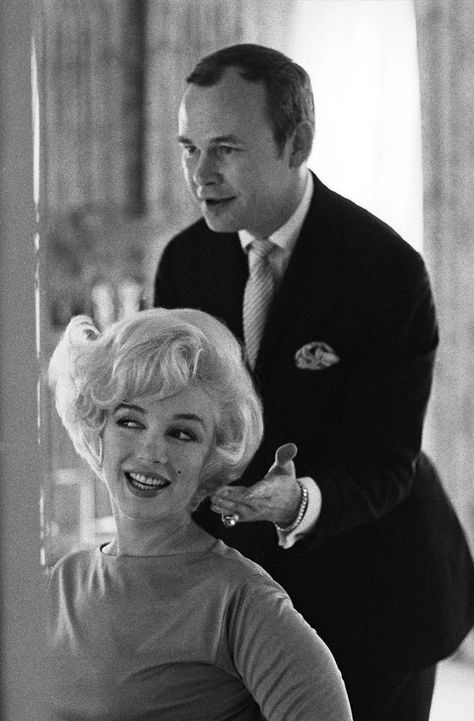 Marilyn Monroe Hair, Nyc Hair Salon, Joe Dimaggio, Katharine Hepburn, Marilyn Monroe Photos, Norma Jean, Norma Jeane, Blonde Bombshell, Steve Mcqueen