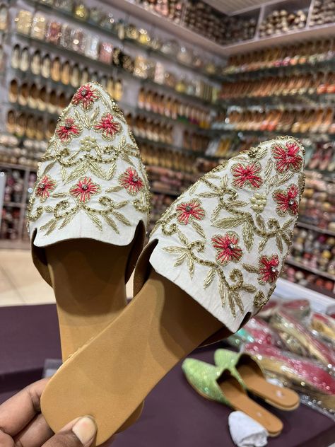 Closed Sandals, Indian Wedding Shoes, Embroidery Flats, Half Shoes, New Embroidery, Flat Mules, Lyrics Quotes, Stylish Dresses For Girls, Walk On