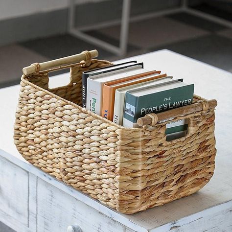 Laundry Basket Storage, Basket Weaving Diy, Book Baskets, Floor Pouf, Basket Storage, Straw Basket, Wood Handles, Meditation Cushion, Storage Basket