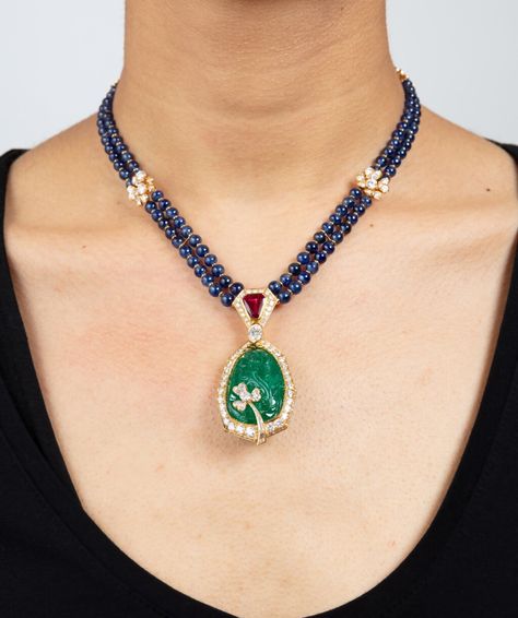 Carved Emerald, Jade Jewellery, Carved Jewelry, Magnificent Jewels, Elegant Jewellery, Wedding Jewellery Collection, Black Beaded Jewelry, Beads Jewellery, Ruby Sapphire