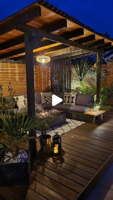 Kate Ward on Instagram: "This reel of our pergola build was one of my most popular posts from last year. It was saved by over 63,000 people, and I've loved seeing your pergolas that have been inspired by ours! 

Have you got any garden projects planned this year? 

#pergola #pergoladesign #gardendesign #decking #balau #patio #cedarfence #cedar #pergolas #pergola #gardeninspiration #deckingideas #landscaping" Pergola Construction, Wall Mounted Pergola, Backyard Beach, Outdoor Furniture Plans, Backyard Living, Diy Pergola, Basement Renovations, Small Backyard Patio, Pergola Designs