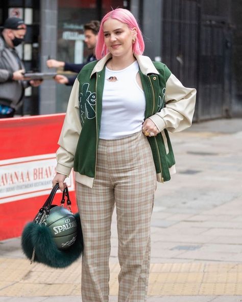 Anne Marie Style, Anne Marie Aesthetic, Anne Marie Outfits, Nyc Grunge, Quirky Outfits, Annie Marie, Anne Marie Album, Anne Maria, Zara New