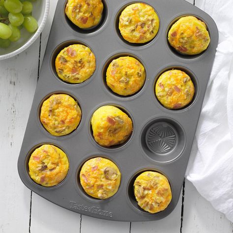 Scrambled Egg Muffins, Muffin Cups Recipes, Tin Recipes, Scrambled Eggs Recipe, Muffin Tin Recipes, Egg Muffins, Egg Bites, Make Ahead Breakfast, Food Test