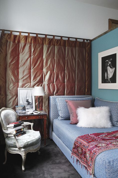 See more of Robert Couturier, Inc.'s Soho Loft on 1stdibs Curtains On Wall No Window, Curtains On Wall, Interior Design Vignette, Custom Wall Design, Basement Bedroom Ideas, Bedroom Eclectic, Luxury Bedrooms, Soho Loft, Basement Bedroom