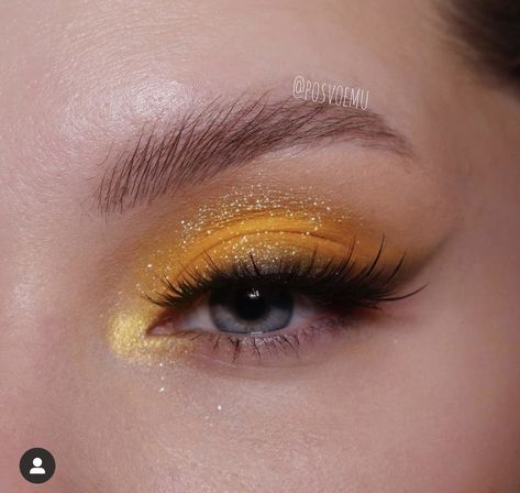 Sunshine Palette, Fade Into Hue Palette, Fade Into Hue, Fantasy Eyes, Circus Makeup, Bee Makeup, Yellow Makeup, Colourpop Eyeshadow, Yellow Eyeshadow