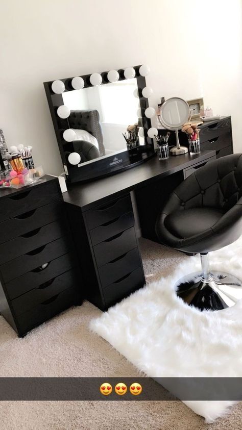 Vanity Makeup Rooms, Ikea Linnmon, Ikea Black, Ikea Alex Drawers, Ikea Alex, Makeup Room Decor, Beauty Room Decor, Vanity Room, Diy Simple