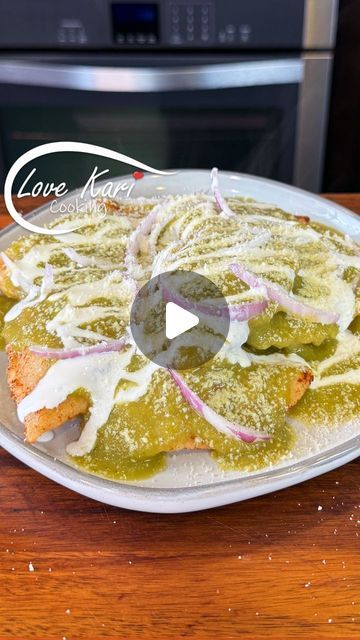 Karina Valladares on Instagram: "Chilaquiles Verdes Rellenos.
These stuffed chilaquiles in green salsa are absolutely the best! 🥰 I like to think of them as the Mexican version of ravioli 😋 With these ingredients you can make about 25 chilaquiles. hope you enjoy this recipe. Please comment down below what recipe you will like to see next. Also, check out our YouTube Channel for the full video and for more delicious recipes. Link in Bio 😊

CHILAQUILES VERDES RELLENOS INGREDIENTS:
For the salsa:
► 10 tomatillos
► 2 jalapeños
► 2 serrano peppers
► Small piece white onion
► 2 garlic cloves
► Small bunch of cilantro
► 2 tsp chicken bouillon
► 1/2 cup of the water from the veggies
► Strand of epazote
For the chilaquiles
► 2 cups of corn masa (I'm using maseca)
► Some salt
► 1 1/2 - 2 cups of Chilaquiles Recipe Mexican, How To Make Chilaquiles Verdes, Green Chilaquiles Recipe, Chilaquiles Recipe Videos, Chilaquiles Rellenos, Keto Chilaquiles, How To Make Chilaquiles, Stuffed Chilaquiles, Chilaquiles Recipe