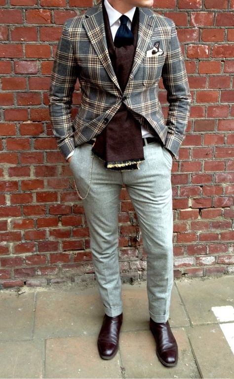 Style can be bought Blazer Outfits Men, Mens Fashion Blog, Checked Jacket, Mens Pants Fashion, Fashion Night, Well Dressed Men, Blazer Outfits, Gentleman Style, Mens Fashion Summer