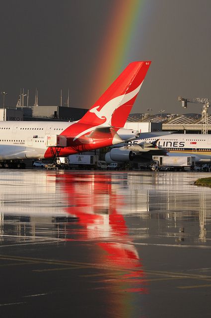 Pilot View, Qantas A380, Qantas Airlines, Australian Airlines, Commercial Plane, Airline Pilot, Aviation World, End Of The Rainbow, Passenger Aircraft