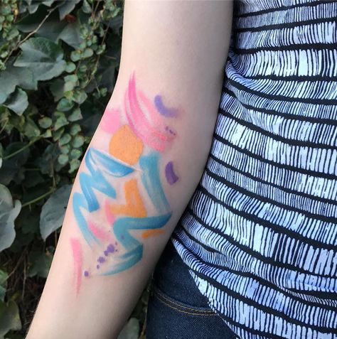 Watercolor Tattoo Shoulder, Geometric Watercolor Tattoo, Watercolour Tattoo Men, Floral Watercolor Tattoo, Watercolor Tattoo Sleeve, Tattoos Shoulder, Shoulder Tattoo Ideas, Small Watercolor Tattoo, Tattoos Watercolor