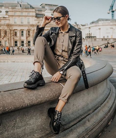 It’s gonna be May! London blogger @itsjustinesjournal gets into the utilitarian trend with chunky sneakers Livyan. Get the look in bio. #AldoCrew #AldoShoes #AldoUK Black Chunky Sneakers Outfit, Chunky Black Sneakers, Dad Sneakers Outfit, Chunky Sneakers Outfit, Black Sneakers Outfit, Utility Jumpsuit, Dad Sneakers, Sneakers Outfit, Chunky Sneakers