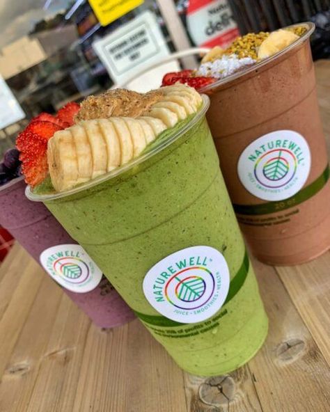 Naturewelljuice : Naturewell because it’s natural to be well Healthy Food Bar Design, Mobile Juice Bar Trucks, Fruit Based Snacks, Healthy Food Business Ideas, Smoothie Truck Ideas, Healthy Food Truck Ideas, Juice Bar Recipes, Smoothie Food Truck, Fruit Juice Business