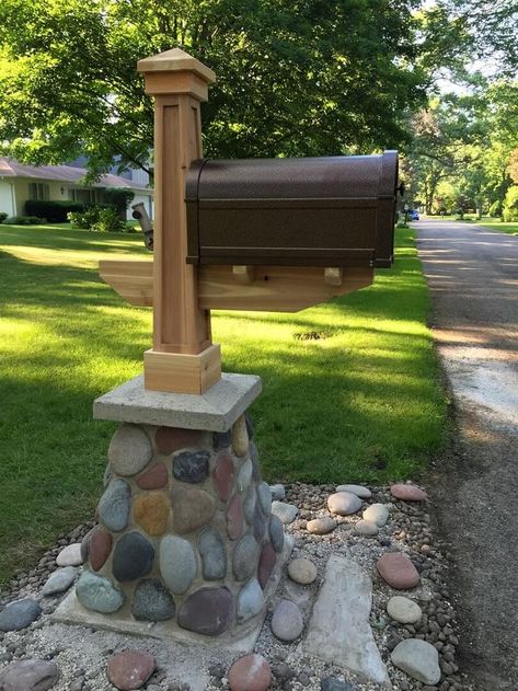 Receiving mails are interesting, especially happy mails. With the holiday season coming, there are chances to receive happy and junk mail. Diy mailbox ideas are sure to make receiving mails also happy. You need not buy a mail box, instead use your ideas to transform some unused material lying in your home and improve the appeal of your mail box. Craftsman Style Mailbox Ideas, Mailbox Holder, Farmhouse Mailboxes, Stone Mailbox, Rustic Mailboxes, Brick Mailbox, Mailbox Makeover, Mailbox Landscaping, Diy Mailbox