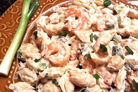 Remoulade Shrimp Pasta Salad Recipe Is Creamy Cajun Goodness | Salads | 30Seconds Food Smoked Rabbit, Seafood Pasta Salad, Tuna Pasta Salad Recipes, Shrimp Pasta Salad, Shell Pasta, 30seconds Food, Easy Cajun, Food Dinners, Shrimp Salad Recipes