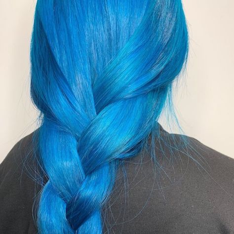 Electric Blue Hair Aesthetic, Lagoon Blue Hair, Bright Blue Hair Aesthetic, Metallic Blue Hair, Neon Blue Hair, Smokey Blue Hair, Blue Haircut, Long Blue Hair, Blue Hairstyles