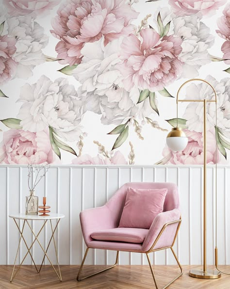 Floral Interior Design Ideas, Wallpapers Living Room Interiors, Small Bathroom Floral Wallpaper, Pastel Home Decor Bedroom, Pink And White Wallpaper Bedroom, Pink Wallpaper Room Ideas, Floweral Wallpaper, Floral Room Decor Ideas, Floral Wallpaper Bedroom Ideas