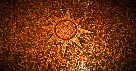 Penny-coated Floor Adds Flash to Georgia Home | Concrete Decor Unusual Flooring, Copper Penny Tile, Penny Floors, Penny Tile Floor, Penny Floor Designs, Penny Decor, Penny Projects, Backsplash Herringbone, Penny Crafts