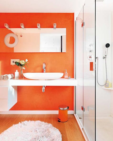 I one lived in a home with an orange bathroom and crisp white accessories. It's such an energising combination. Orange Bathrooms Designs, Orange Bathroom Decor, Orange Bathrooms, Bathroom Color Schemes, Bright Apartment, Orange Interior, Yellow Bathrooms, Bathroom Color, Bathroom Colors