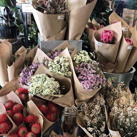 Still locally owned and operated our experience in the horticulture industry means Geelong Flower Farm only select premium quality fresh cut flowers. Flowers Market, Wrap Flowers, How To Wrap Flowers, Fresh Cut Flowers, Seasonal Flowers, Fresh Cut, Flower Farm, Flower Market, Large Flowers