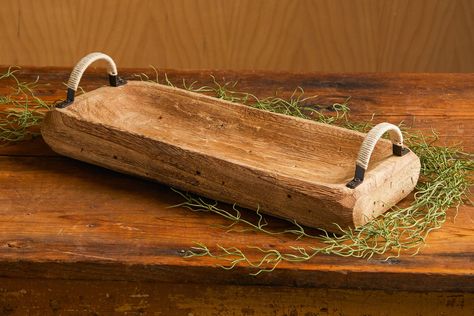 Thanks for the great review Deb H. ★★★★★! https://etsy.me/2TbEZUP #etsy #weddings #decoration #brown #wedding #christmas #rustic #velvetpumpkins #housewarminggift #rusticdecor Wood Tray Centerpiece, Long Wood Box, Rustic Wood Coffee Table, Wood Coffee Table Tray, Wood Coffee Table Rustic, Farmhouse Centerpiece, Spring Centerpiece, Cottage Grove, Tray With Handles