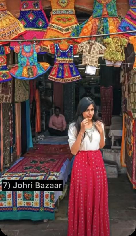 Varanasi Outfit Ideas, Udaipur Photography, Western Casual Outfits, Varanasi Photography Beautiful, Varanasi Photography, Rajasthan Photography, Jaipur Trip, Rajasthan Tourism, Printed Skirt Outfit