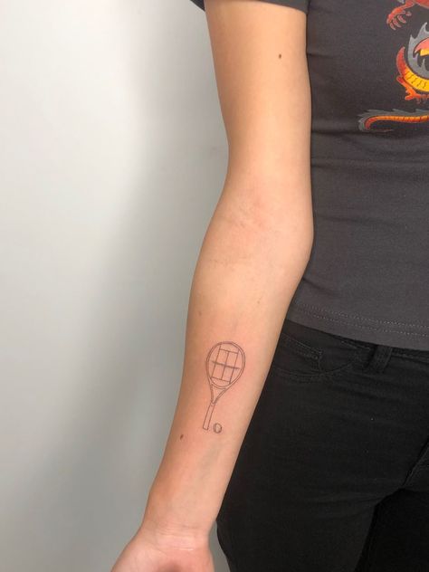 #tattoo #tennis #tenniscourt Sport Tattoo Ideas, Tennis Racket Tattoo, Tennis Ball Tattoo, Tennis Tattoo Ideas, Tennis Tattoo, Simple Leg Tattoos, Sport Tattoos, Tennis Art, Coffee Tattoos