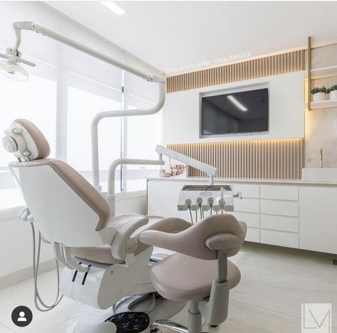 Stomatology Design Interior, Dental Clinic Photography, Modern Dental Clinic Design, Dental Clinic Reception Design, Waiting Room Interior, Dentist Office Design Interiors, Reception Interior, Dental Design Interior, Epoxy Clock