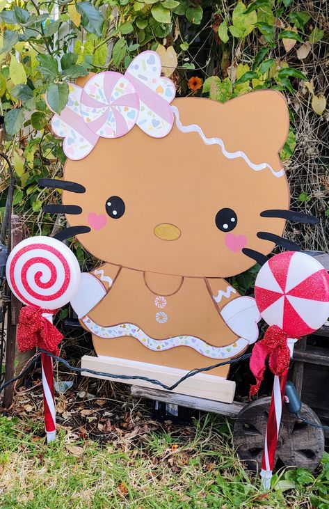 Sanrio Christmas Decorations, Diy Hello Kitty Decor, Hello Kitty Tree Christmas, Sanrio Christmas Decor, Hello Kitty Ornaments Diy, Hello Kitty Christmas Decorations, Diy Christmas Fireplace, Sanrio Christmas, Hello Kitty Christmas Tree