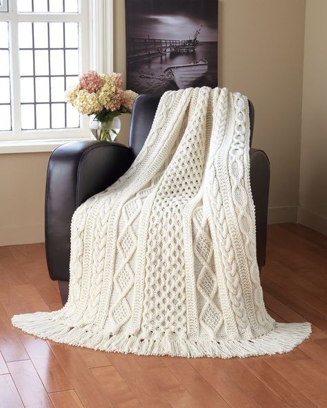 19 Cozy Crochet Blanket Projects Aran Blanket, Knit Afghan Patterns, Baby Blanket Tutorial, Mary Maxim, Crochet Blanket Designs, Wool Throw Blanket, Knitted Afghans, Knitting Needles Sizes, Afghan Patterns