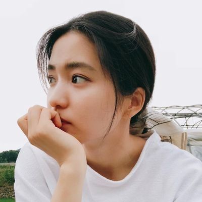 tae ri 태리 🍐 on Twitter: "hello! this is a new archive account dedicated for #KimTaeRi. please rt and follow to support, tysm!! ♡… " Korean Street Fashion Men, Kim Tae Ri, Kim Taeri, Inspirational Quotes Background, Kim Woo Bin, Asia Girl, Korean Actresses, I Love Girls, Korean Actress