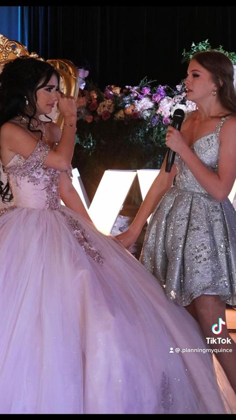 Quinceanera Surprise Dance, Quinceanera Dances, Xv Dresses, Sweet 15 Party Ideas Quinceanera, Mexican Quinceanera, Quince Themes, Purple Quince, Mexican Quinceanera Dresses, Green Quince