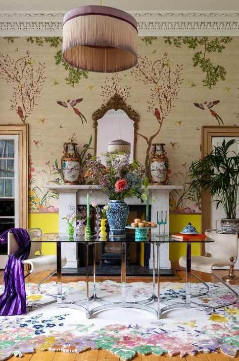 Chinoiserie Rugs, Chinoiserie Rug, Wendy Morrison, Adventurous Design, Hand Tufted Rug, Neutral Wallpaper, Luxury Wallpaper, Maximalism, Floral Border