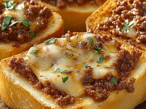 Sloppy Joes On Garlic Toast, Sloppy Joe On Garlic Bread, Garlic Toast Sloppy Joes, Garlic Bread Sloppy Joes, Cheesy Sloppy Joes, Grilled Cheese Sloppy Joe, Frozen Garlic Bread, Creamy Spinach Dip, Chicken Pie Recipe