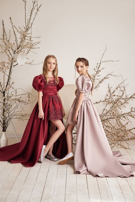 Dress Outfits For Wedding, Alexandrina Dresses, Girls Formal Wear, Summer Gown, Kids Dress Collection, Girls Dress Outfits, Classy Wedding Dress, Kids Frocks Design, Angel Dress