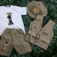 Safari Birthday Party Outfit, Baby Safari Outfit, Dinosaur Birthday Theme, Jungle Theme Birthday Party, Safari Outfit, Safari Kids, Jungle Theme Birthday, Safari Theme Birthday, Mickey Safari