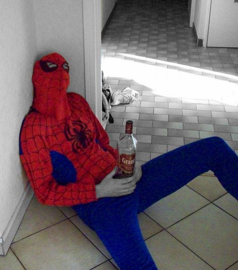 Gost Pic, Spider Man And Batman, Spider Man Meme, Spiderman Memes, Spider Man Cosplay, Spiderman Funny, Spiderman Deadpool, Deadpool And Spiderman, Spiderman 3