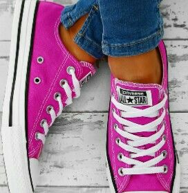 Chuck Taylor Converse, Converse Logo, Converse Womens, Hipster Grunge, Pink Converse, Pink Boutique, Teacher Outfit, Outfit Women, Gym Shoes