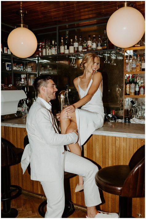 Bar Pre Wedding Photoshoot, Reception At Restaurant, Vintage Bar Photos, Vintage Bar Wedding, Wedding Photo Vintage, Wedding At Restaurant, Italian Inspired Engagement Photos, Italian Restaurant Photoshoot, Italian Restaurant Wedding