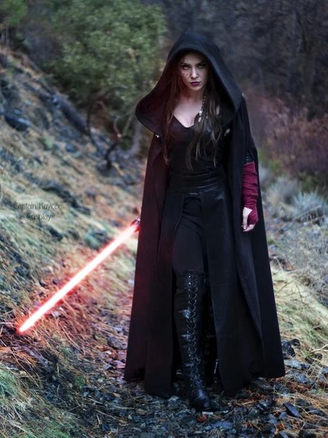 Jedi Photoshoot, Female Sith Cosplay, Star Wars Female Sith, Sith Lord Costume, Star Wars Sith Female, Star Wars Female, Sith Costume, Female Sith, Sith Cosplay