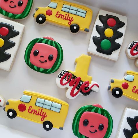 @cookiecousindelights cocomelon, wheels on the bus cookies Wheels On The Bus Cocomelon Cake, Wheels On The Bus Cocomelon Birthday Party, Coco Melon Wheels On The Bus Party, Coco Melon Wheels On The Bus, Cocomelon Birthday Cake Buttercream, Cocomelon Wheels On The Bus Party, Wheels On The Bus Cookies, Coco Melon Cookies, Wheels On The Bus Birthday Party