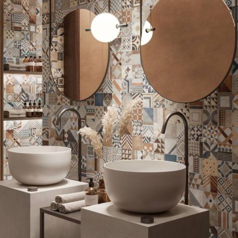 Portuguese Tiles Bathroom Modern, Bathroom Portuguese Tiles, Portuguese Tile Bathroom, Mediterranean Tiles Bathroom, Portuguese Kitchen Design, Portuguese Interiors, Portugal Bathroom, Portuguese Bathroom, Portuguese Tiles Bathroom