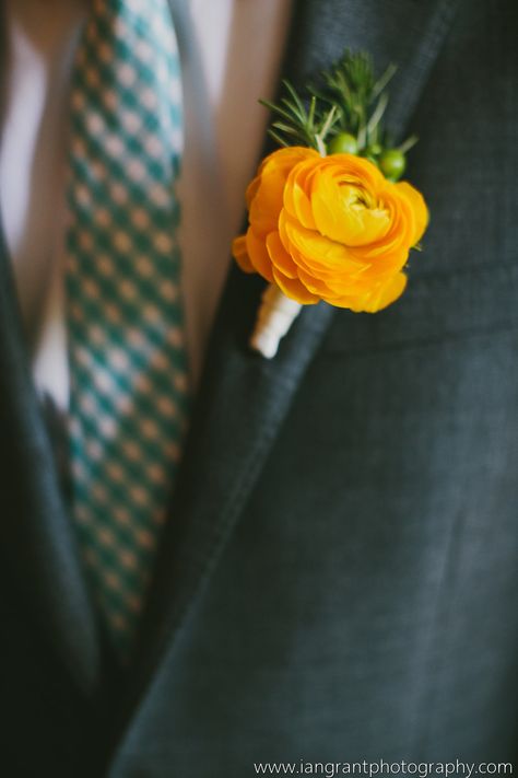 Yellow Boutonniere, Lime Wedding, Ranunculus Boutonniere, Yellow Ranunculus, Yellow Weddings, Plaid Wedding, Minimalistic Wedding, American Whiskey, Floral Inspiration