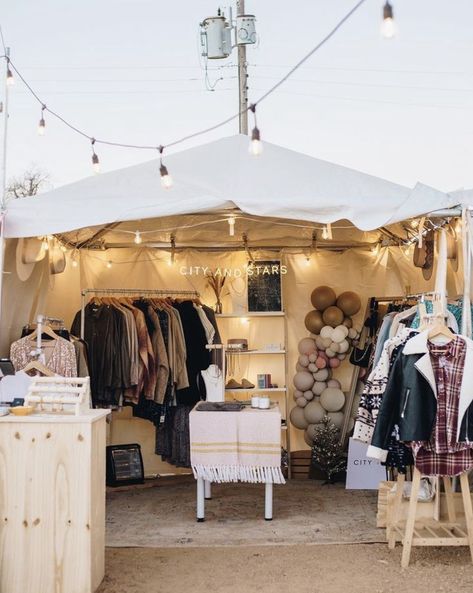 Boutique Pop Up Inspo | The Boutique Hub Pop Up Shop Setup Ideas, Rustic Pop Up Shop, Small Store Set Up Ideas, Pop Up Setup Ideas, Boutique Tent Set Up, Boutique Pop Up Shop Tent, Boutique Event Set Up, Pop Up Boutique Set Up, Pop Up Fitting Room