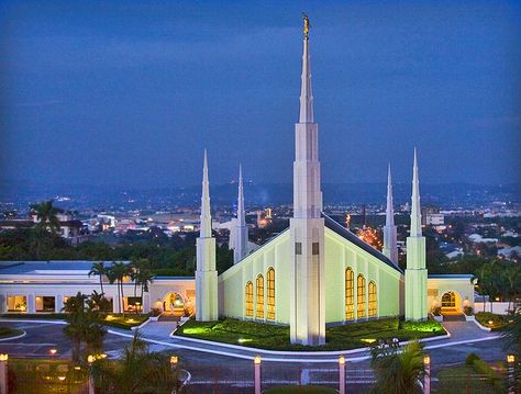 The Manila Temple (by janryllf, via Flickr) Tiny Castle, Lds Church History, Lds Temple Pictures, Temple Lds, Mormon Temples, Temple Pictures, Church Pictures, Ancient Greek Architecture, Mormon Temple