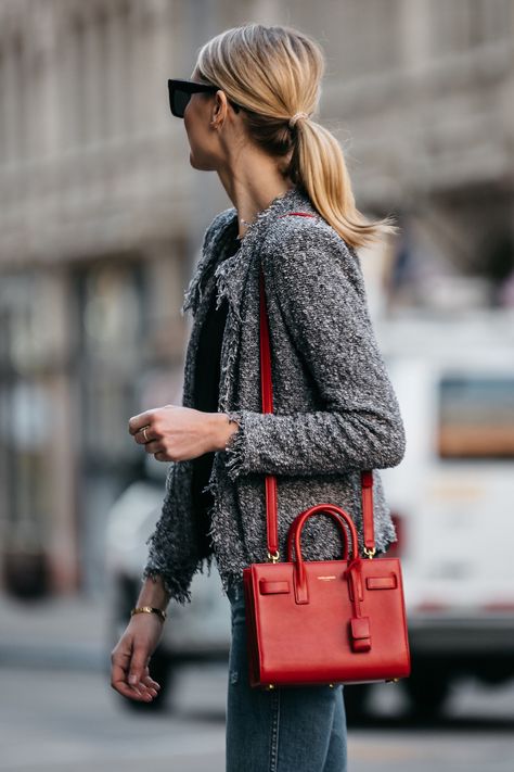 Full Red Outfit, Red Handbag Outfit, Red Bag Outfit, Purse Ideas, Curated Closet, Bags Online Shopping, Quoi Porter, Red Purse, Fashion Jackson