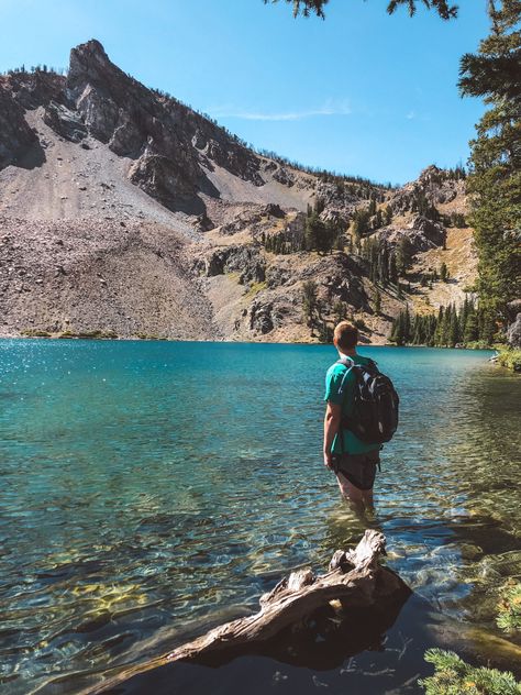 A comprehensive list of fantastic hikes in Sun Valley, things you should expect from hikes in Sun Valley, and descriptions of hikes in Sun Valley #sunvalley #idaho Sunvalley Idaho, Natural Springs In Florida, Sawtooth Mountains, Idaho Travel, Sun Valley Idaho, Florida Springs, Hiking Destinations, Twin Falls, Alpine Lake