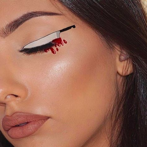 Eyeliner Trends, Make Up Diy, Fantasy Make-up, Halloweenský Makeup, Halloween Make-up Looks, Holloween Makeup, Cute Halloween Makeup, Halloween Eye Makeup, Halloween Makeup Inspiration